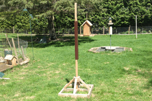 Feeder/House Stand